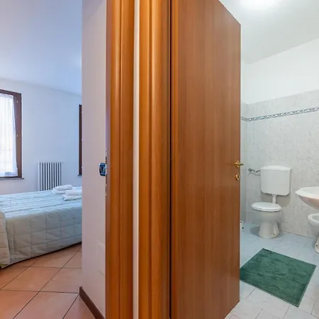 Guesthost - Casa Emilia - Cozy In * Parma