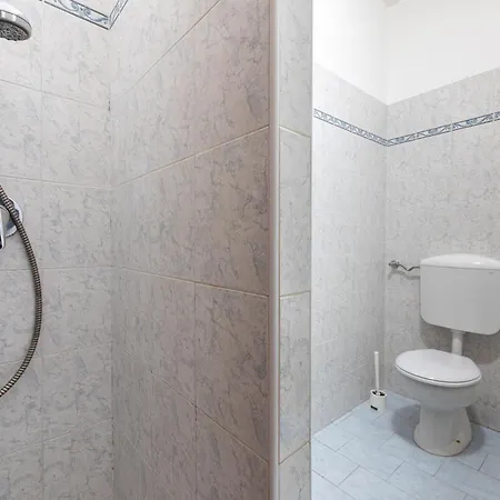 Casa Emilia - Cozy In Парма