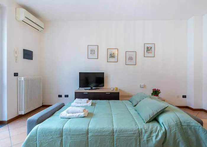 Apartament Guesthost - Casa Emilia - Cozy In