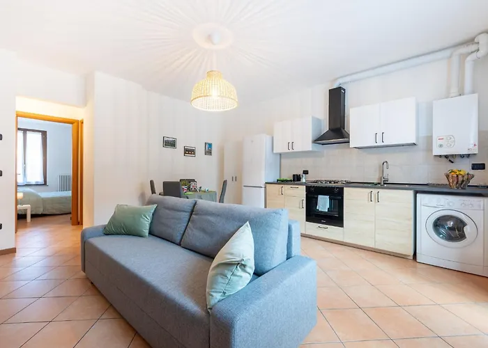 Apartamento Guesthost - Casa Emilia - Cozy In Parma