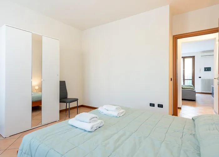 Guesthost - Casa Emilia - Cozy In Parma