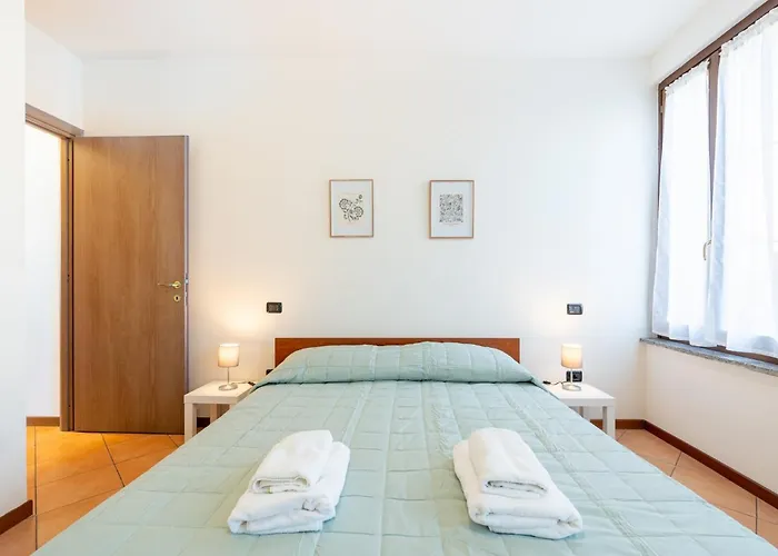 Guesthost - Casa Emilia - Cozy In Apartament Parma