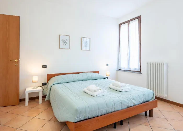 Apartamento Guesthost - Casa Emilia - Cozy In *